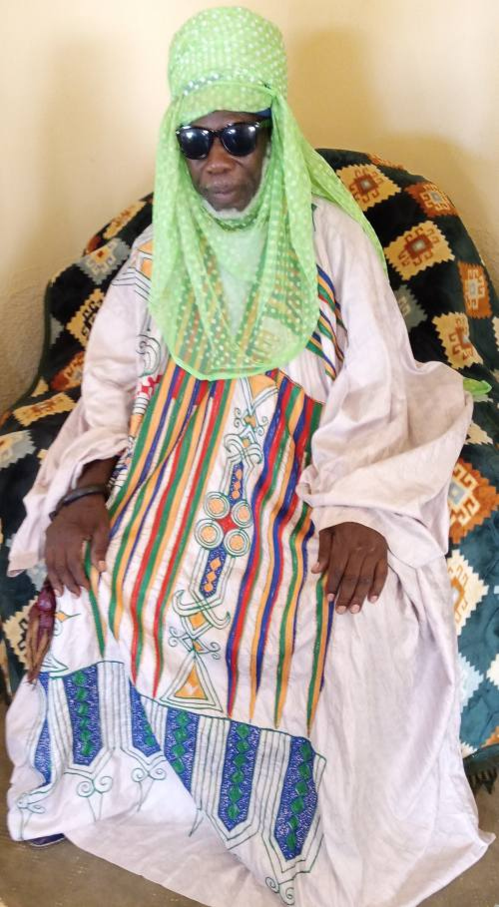 Tradition : l'Empereur SERO TOROU TUKO SARI de Nikki se préoccupe du bien être de son peuple