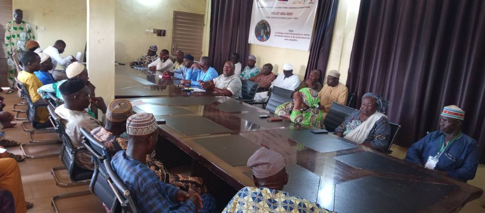 Gouvernance Locale:Les  quarante(40) nouveaux chefs villages ou quartiers de ville de Nikki du parti FCBE de la commune de Nikki installés.