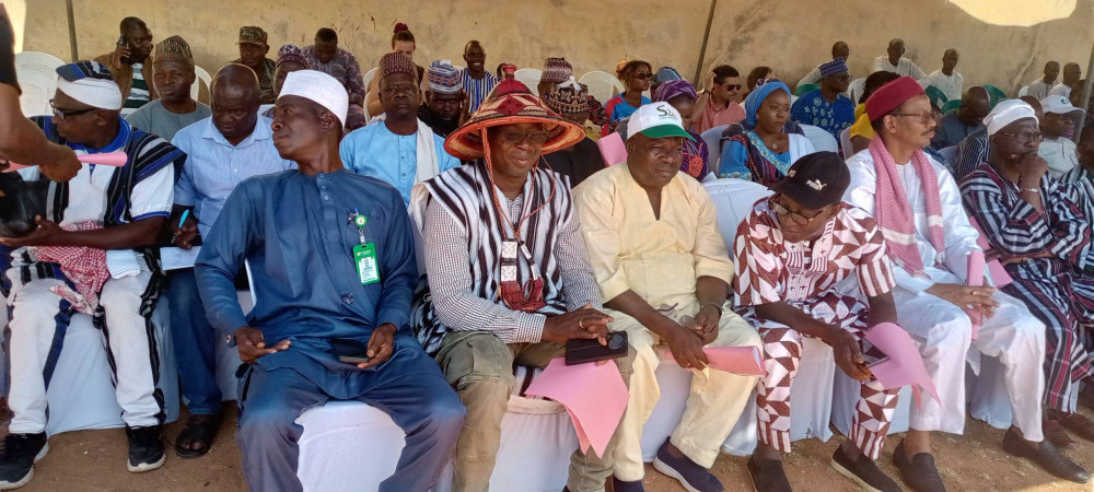 PERERE, carrefour de la paix à travers les Griots .